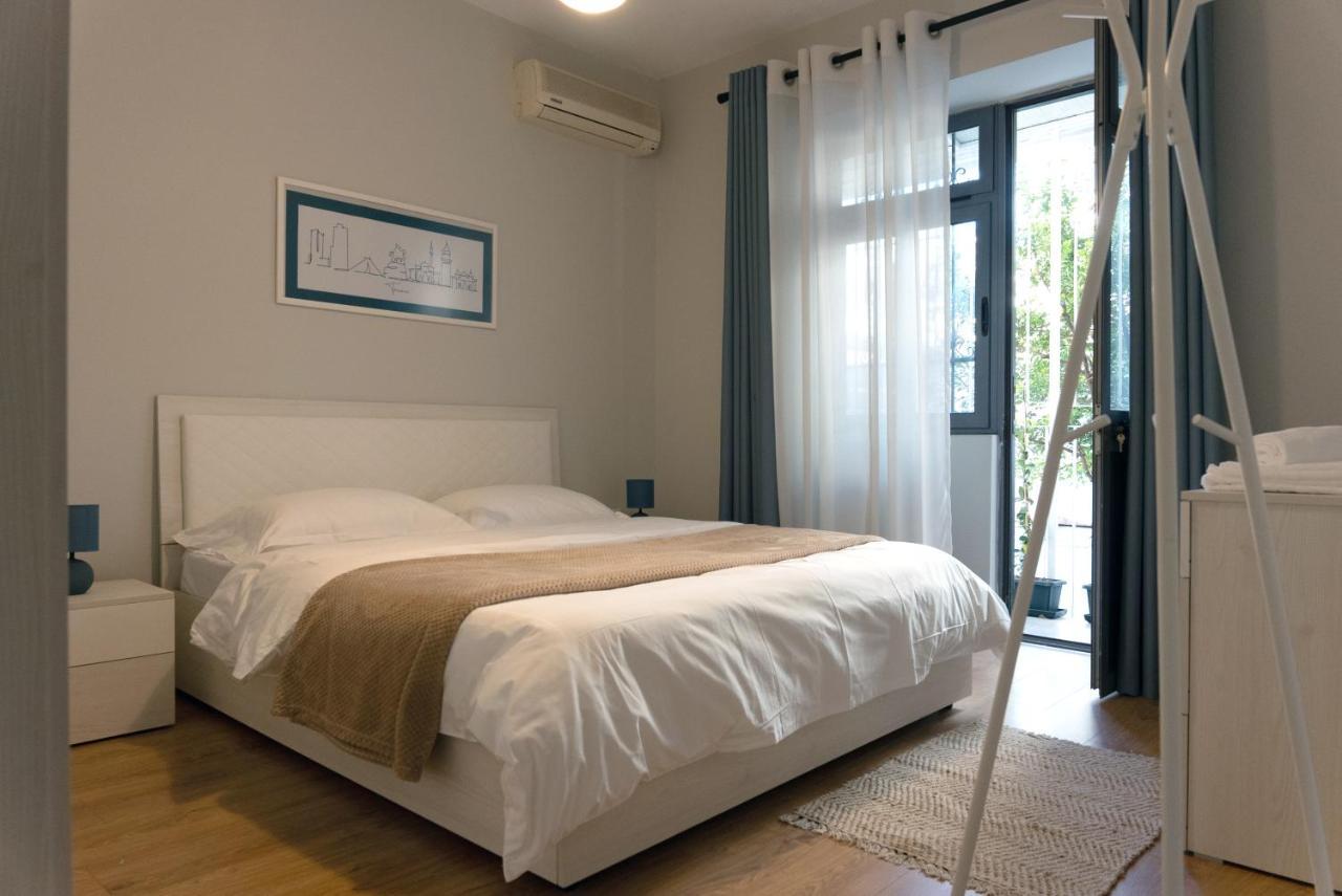 City Center Apartment Tirana Kültér fotó